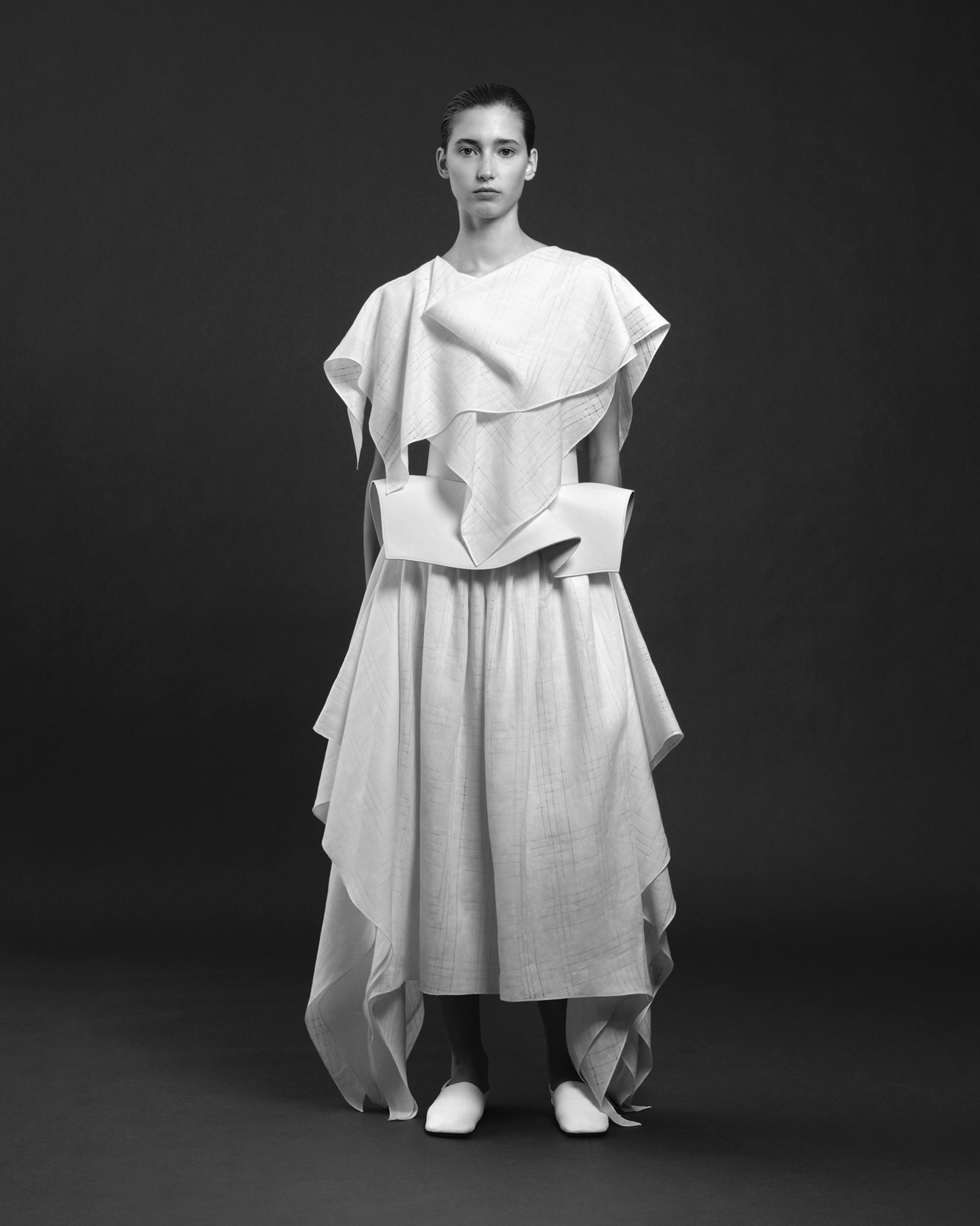 MIRA TOP AND LUCIA SKIRT IN WINDOWPANE LINEN | Spring Summer 24 | Salon 1884