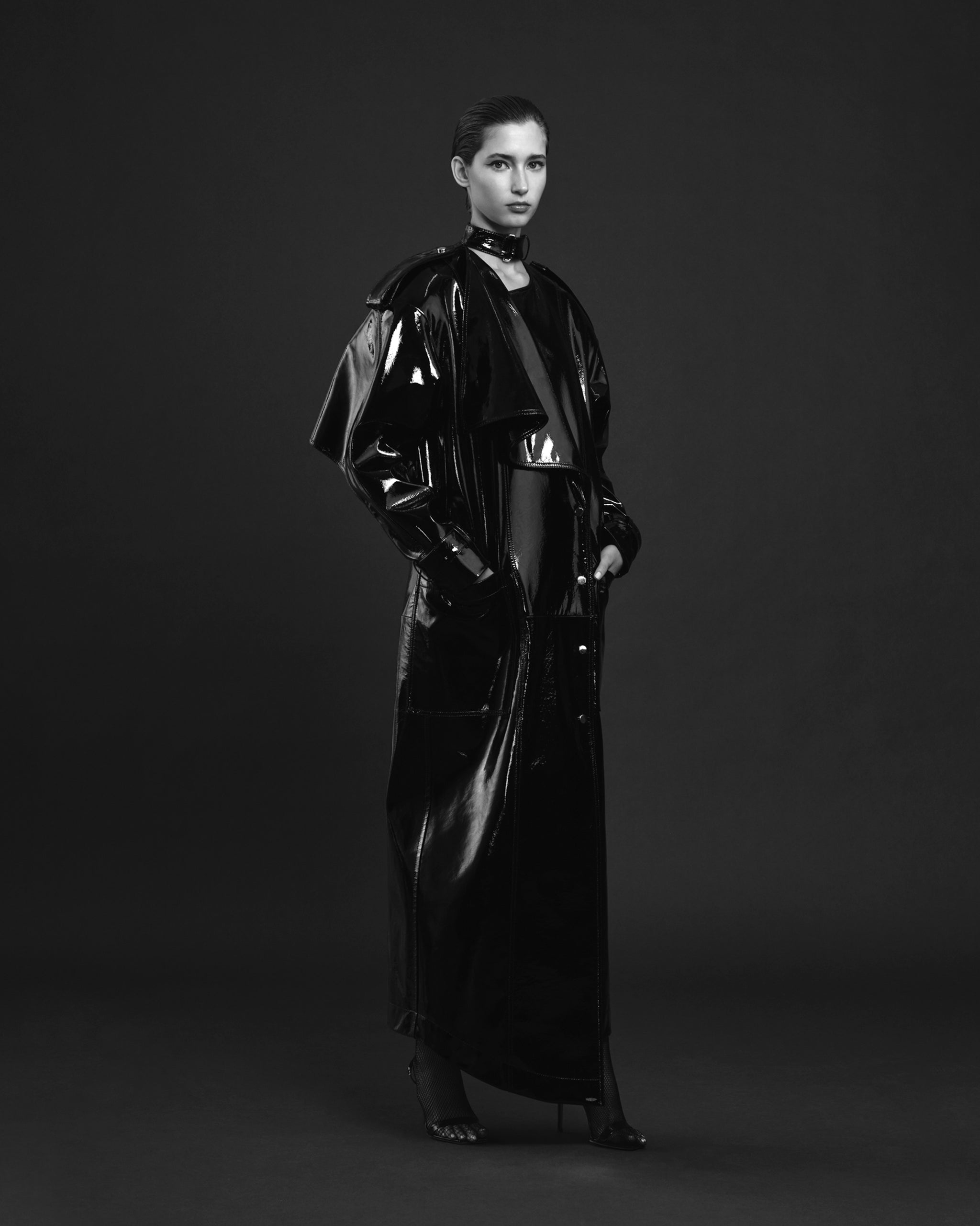 OSUNA TRENCH COAT IN PATENT LEATHER | Spring Summer 24 | Salon 1884